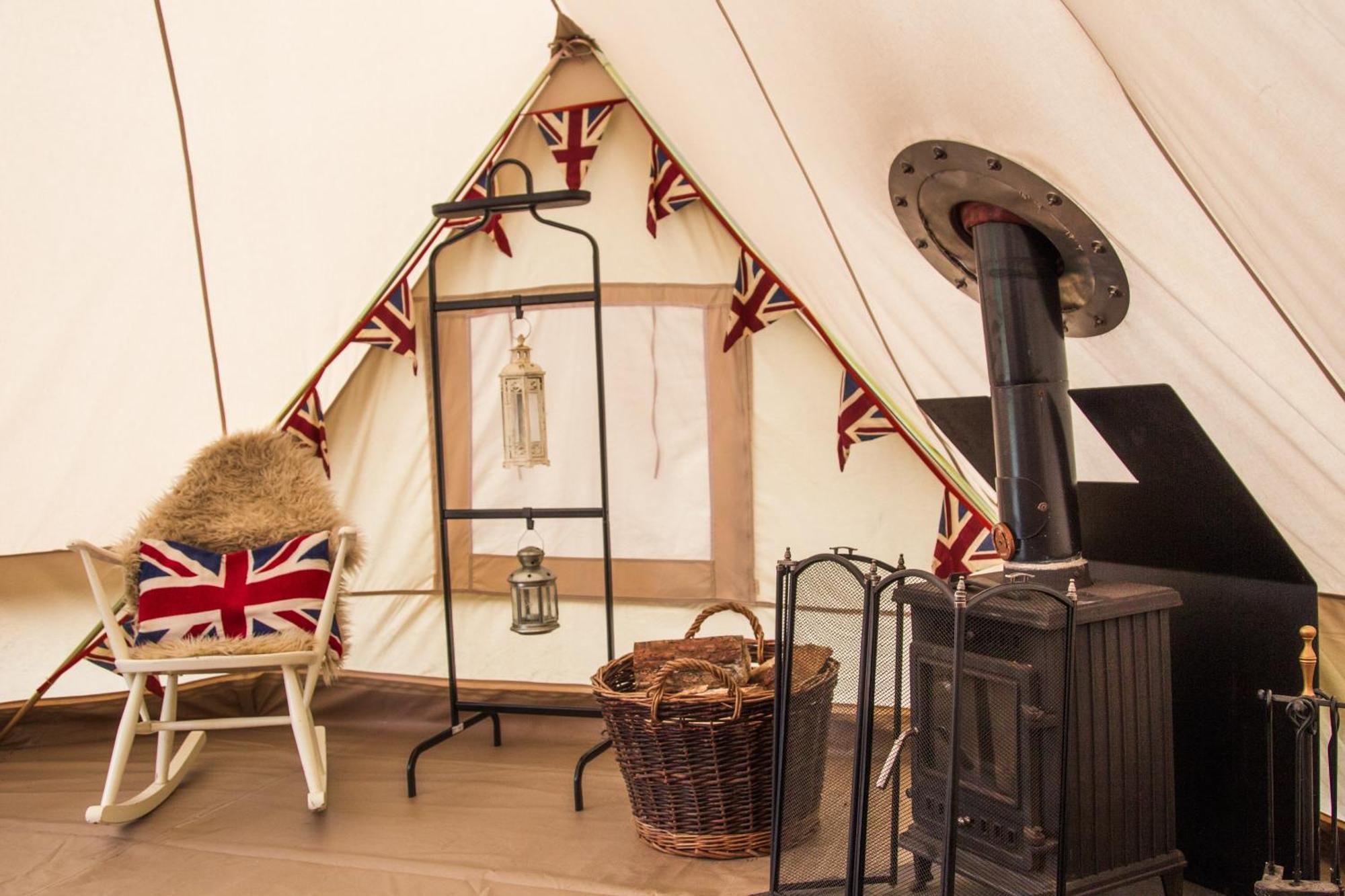 Hotel Camp Katur Glamping Carthorpe Zewnętrze zdjęcie